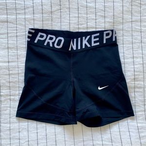 Nike Pro 5 inch Shorts
